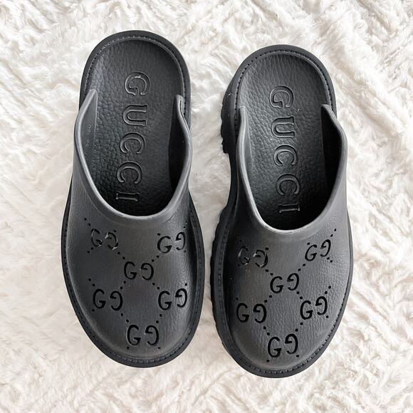 Gucci Perforated G Platform Mules in Black Rubber - Picture 3 of 13